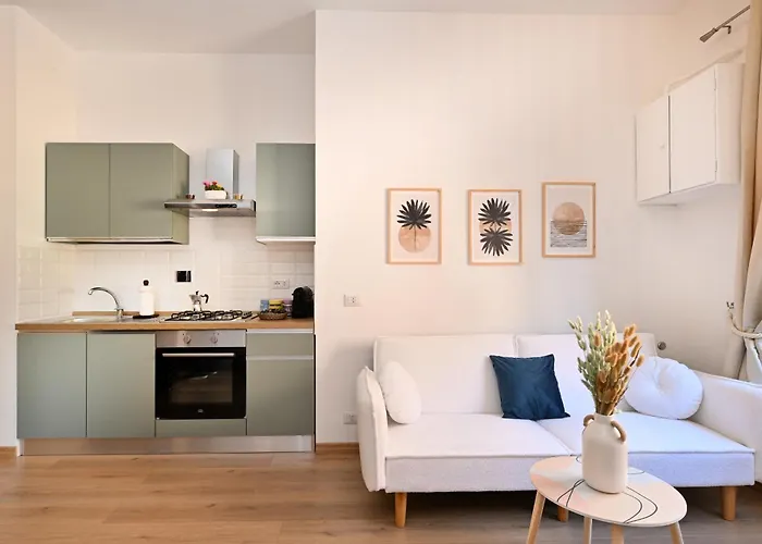 Cozy Steps From Metro Station * רומא